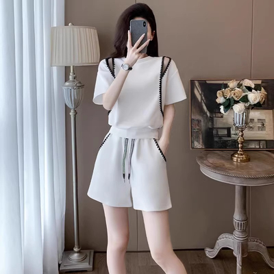 2025夏季新款欧货高级感时尚休闲运动套装女设计感短袖短裤两件套
