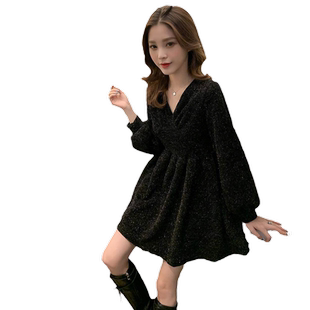 法式V领亮闪闪连衣裙女秋款大码胖妹妹mm收腰显瘦赫本风A字小黑裙