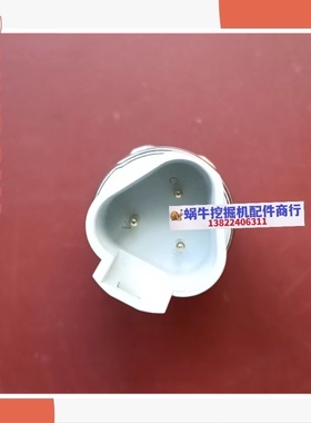临工挖掘机LG60 65 75 135 150 660 665液压泵高低压力传感器开关