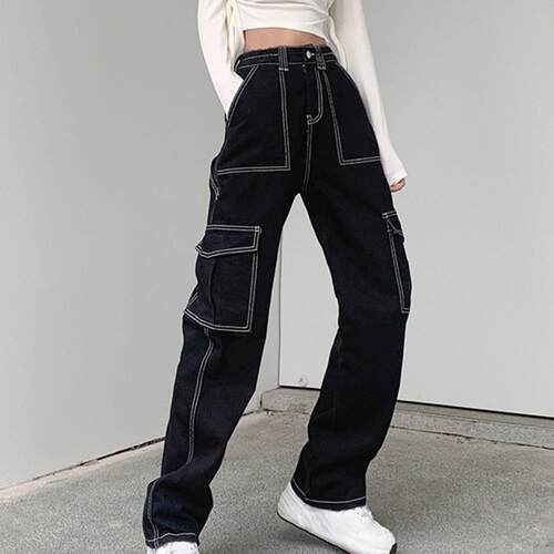 Wide leg patchwork denim trousers on the street阔腿牛仔长裤