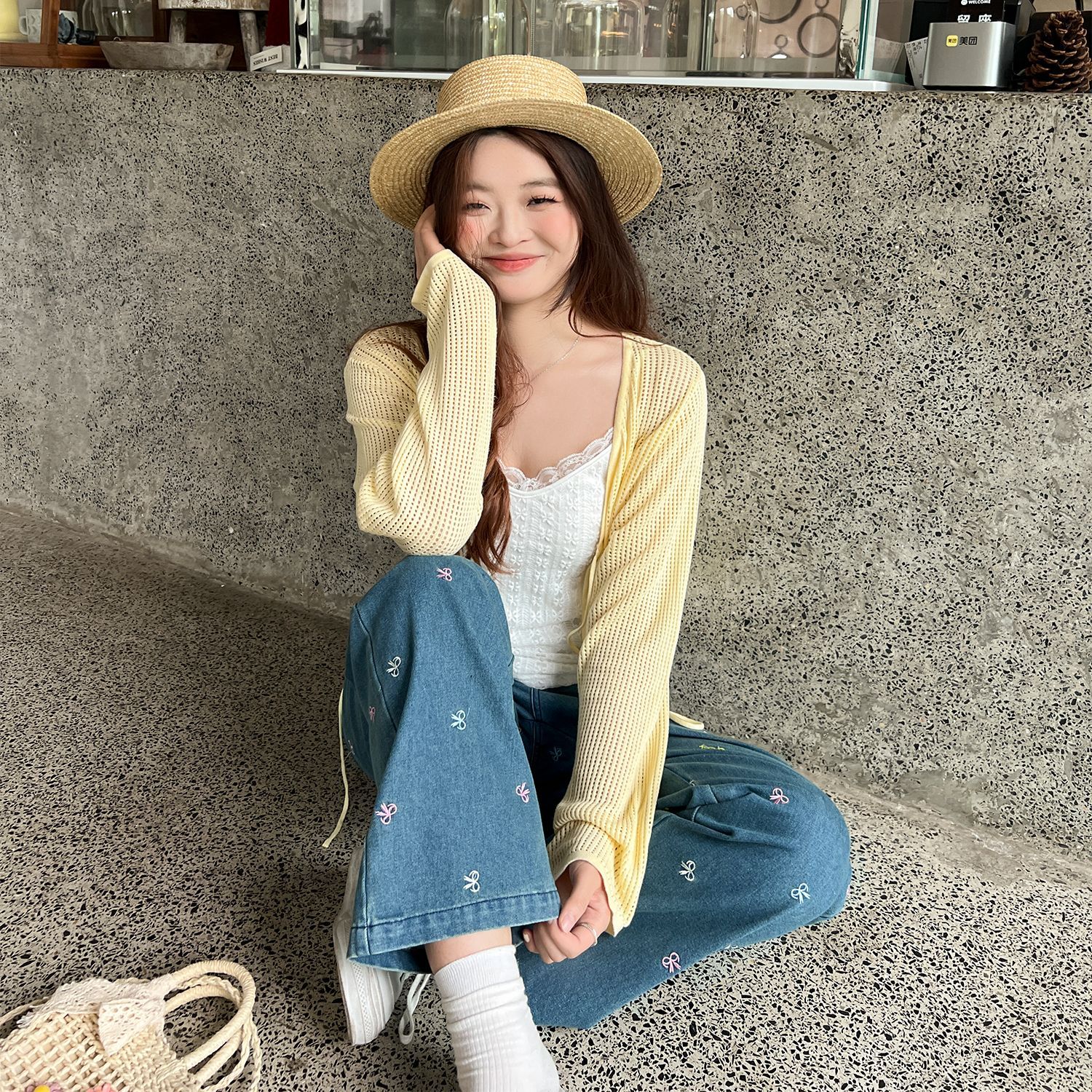 DM100大码女装2025夏季新款蝴蝶结刺绣牛仔裤花边拼接直筒裤长裤