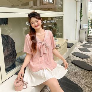 上衣 DM100大码 女装 夏季 胖mm肌理仿天丝甜美乖巧V领蝴蝶结衬衫