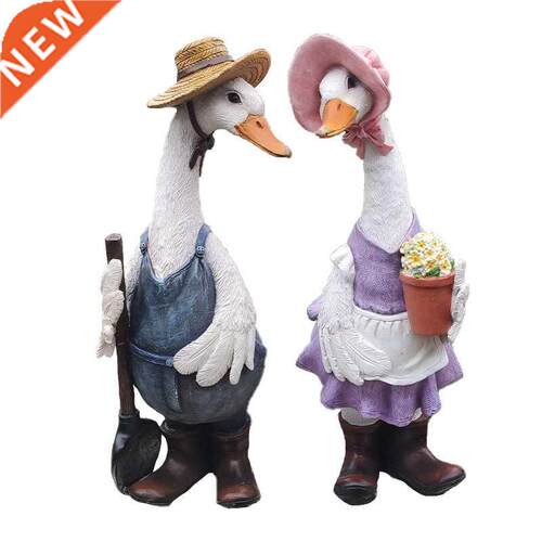 Cute Resin Duck Outdoor Statue Flexible Simulation Duck