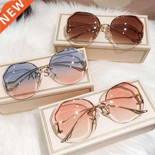 2022 Luxury Round Gradient Sunglasses Women Metal Curved Tem