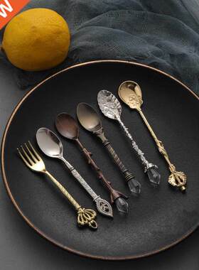 European-style Court Tableware 6 Sets Royal Style Metal Carv