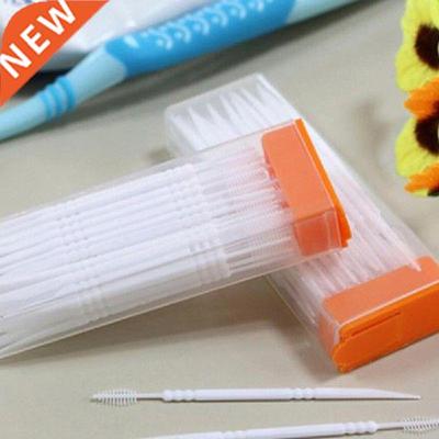 Portable Toothpicks Plastic 120pcs Plus Brush In Clear Case