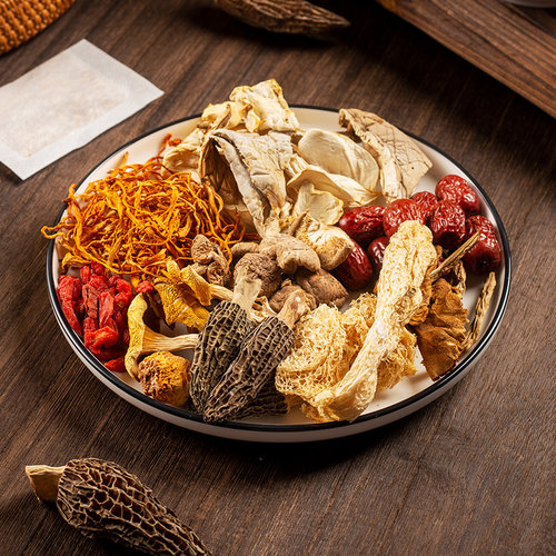 云南七彩菌汤包羊肚菌茶树菇香菇竹荪虫草花菌菇汤包干货炖汤材料