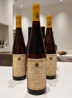「特级臻藏」1989年布劳恩奥贝特级园雷司令甜白Auslese