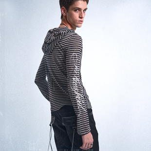 noE mosen 不规则复古条纹镂空连帽烫银印花修身 长袖 罩衫