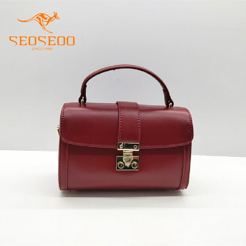 seoseoo/南奥九州袋鼠女包正品2024新款印花小方包单肩斜挎791816