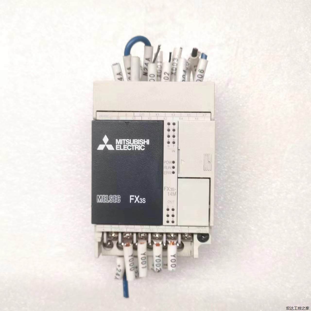 三菱PLC FX3S-14MR/DS实拍图