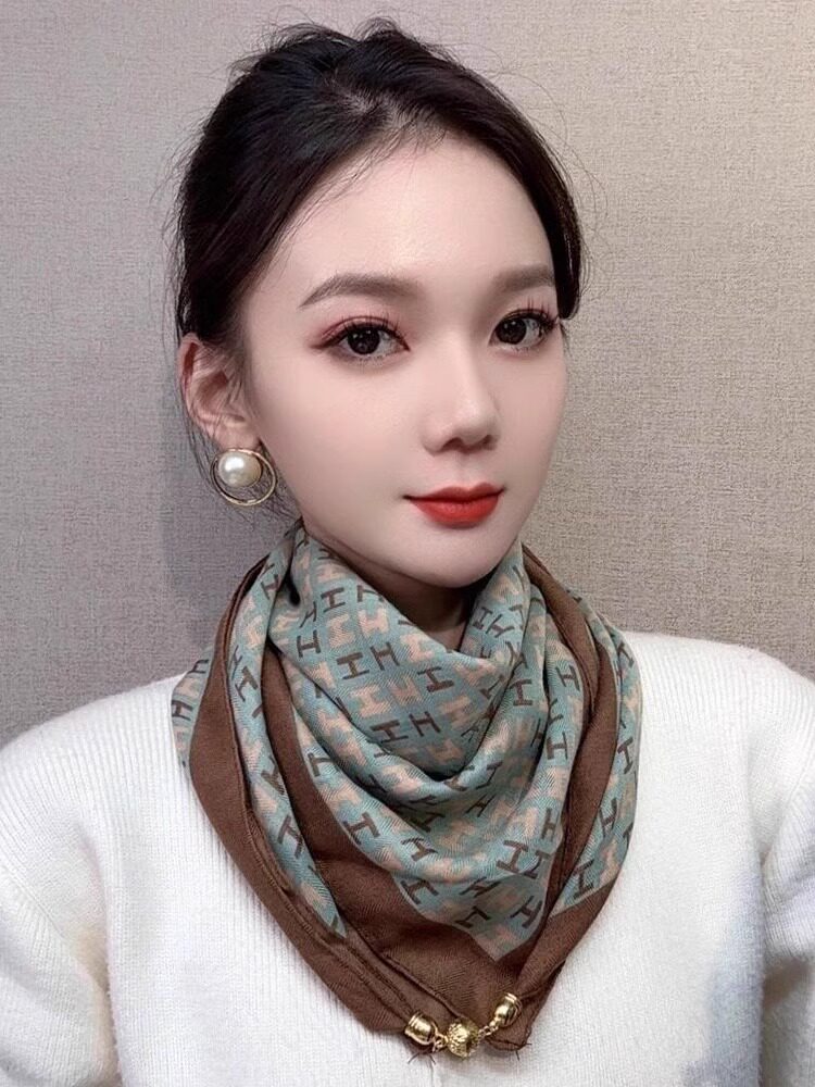方形丝巾女式丝巾2025新型磁扣女式秋冬棉麻围巾护颈