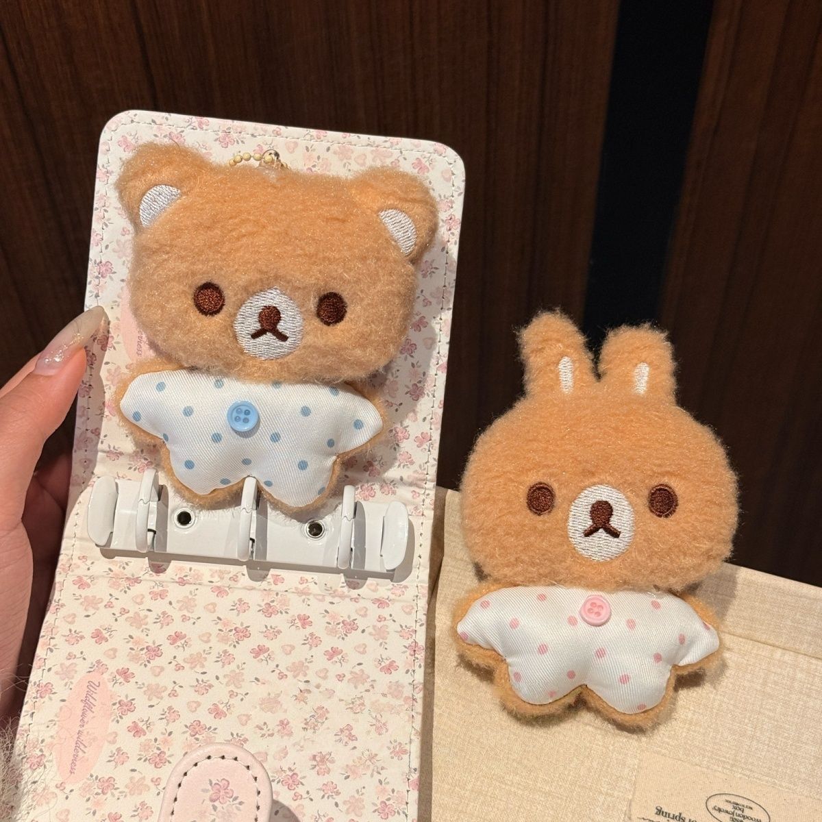 可爱轻松熊毛绒挂件呆萌