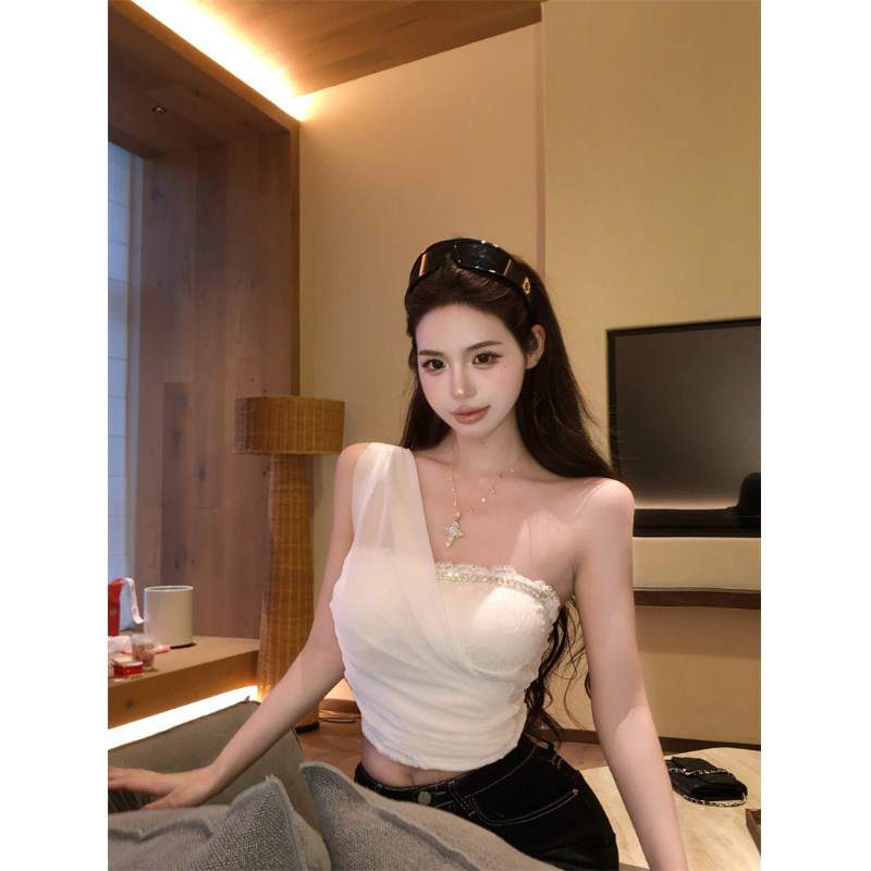 蕾丝网纱拼接吊带背心女夏季修身内搭设计感纯欲白色短款露肩上衣