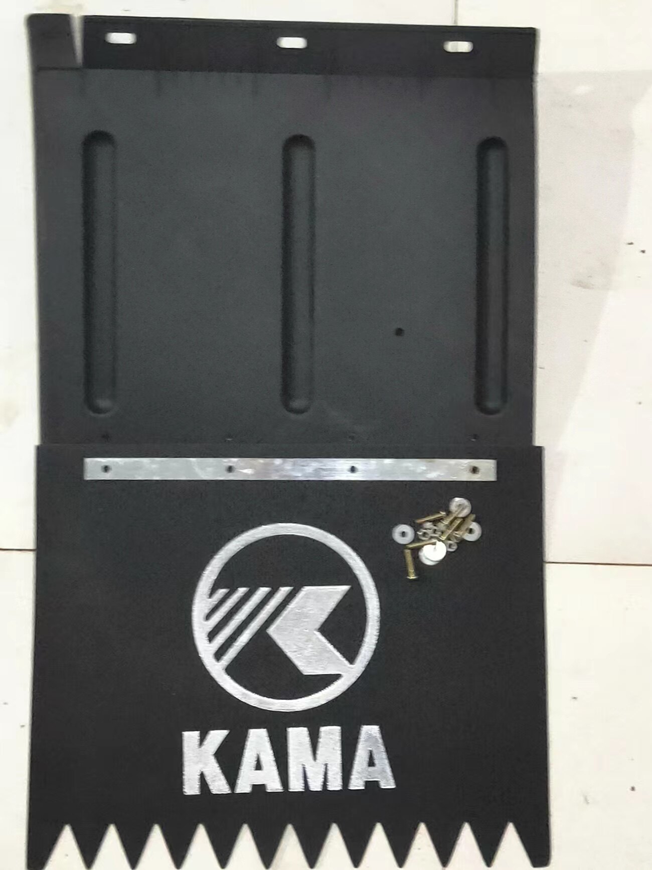 适用凯马汽车配件凯马凯捷3300 4200国四国五车箱后挡泥板 挡泥皮