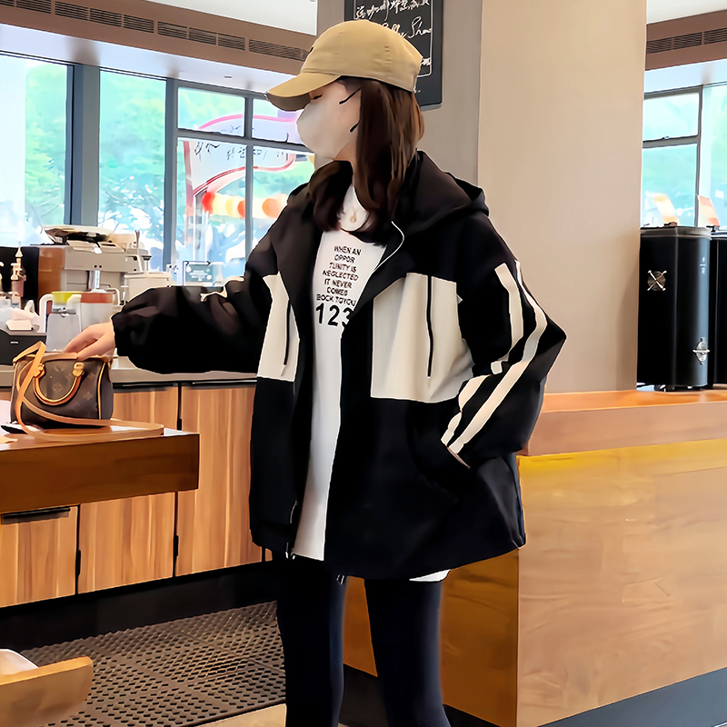 洋气连帽冲锋衣外套女春秋新款2025小个子韩系高级休闲夹棉棒球服