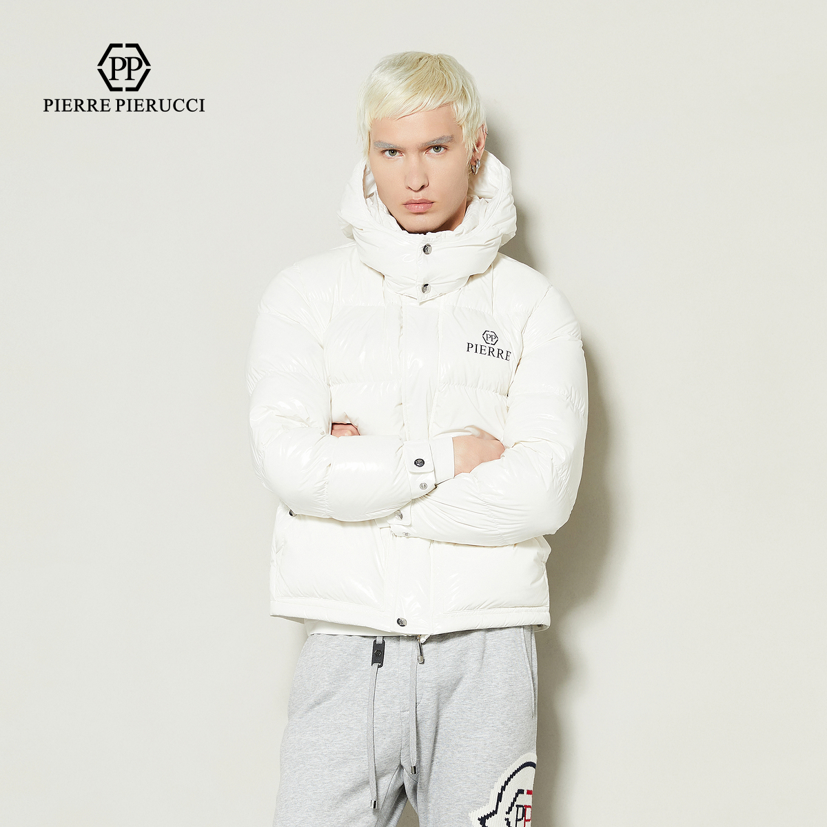 PP意大利轻奢男装2025冬季新款简约字母印花连帽羽绒服保暖上衣潮