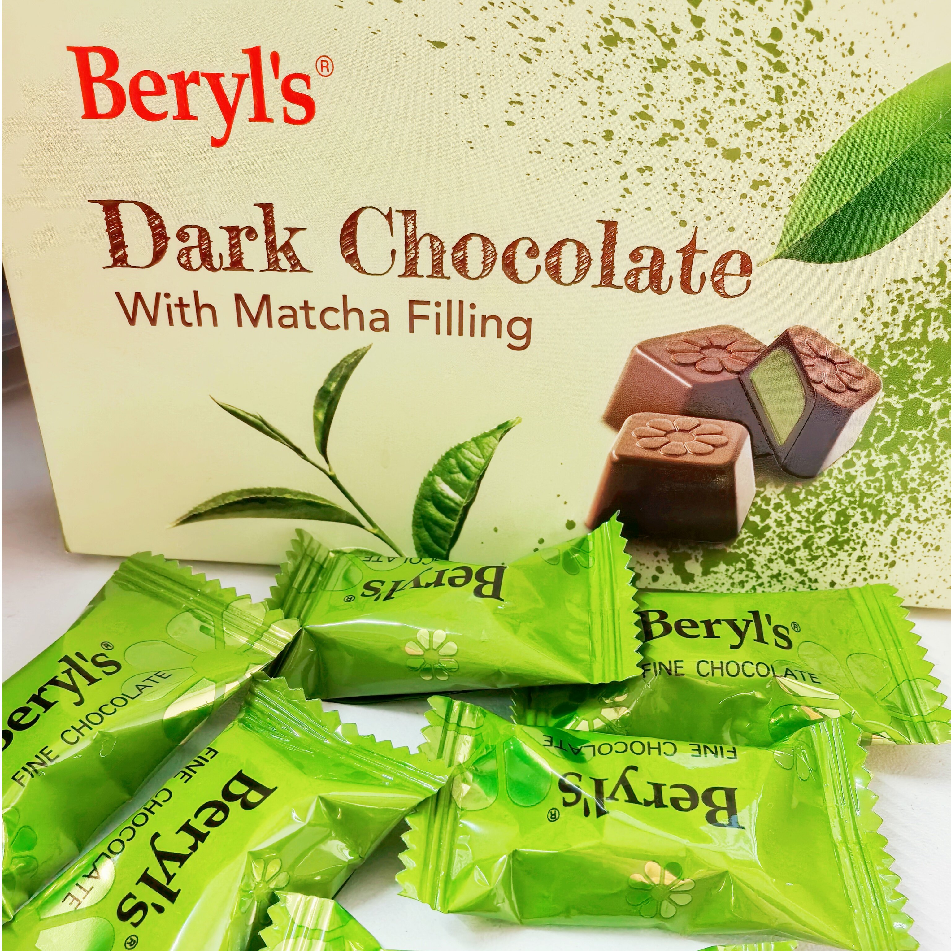 Beryl's倍乐思夹心巧克力马来西亚进口方形草莓榴莲抹茶味巧克力
