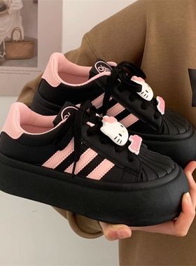 高颜值女生低帮黑色板鞋2024新款爆款厚底运动休闲百搭小白鞋女