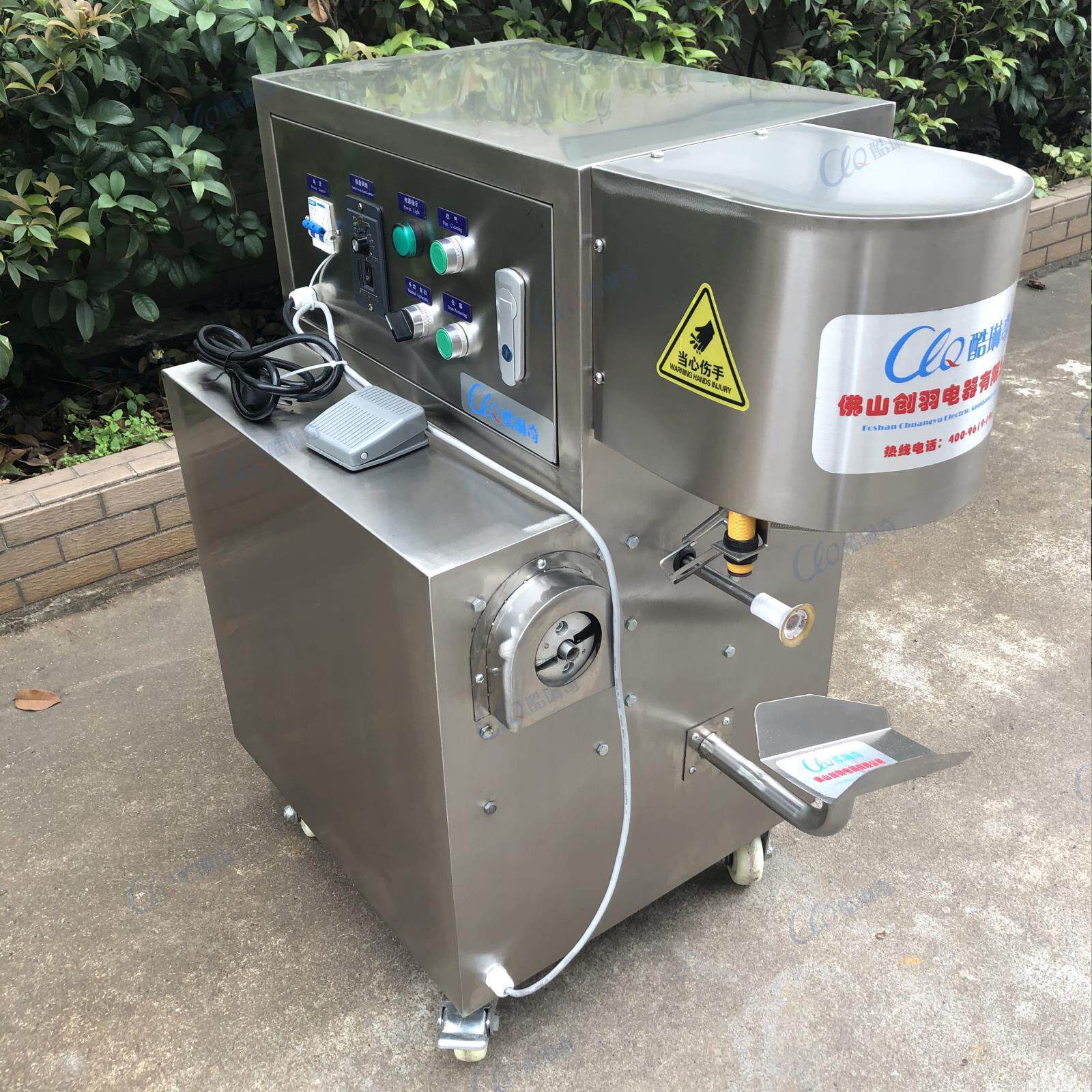 河北鸭梨圆果削皮机雪花梨去皮刮皮机雪青梨红梨圆黄梨削皮机