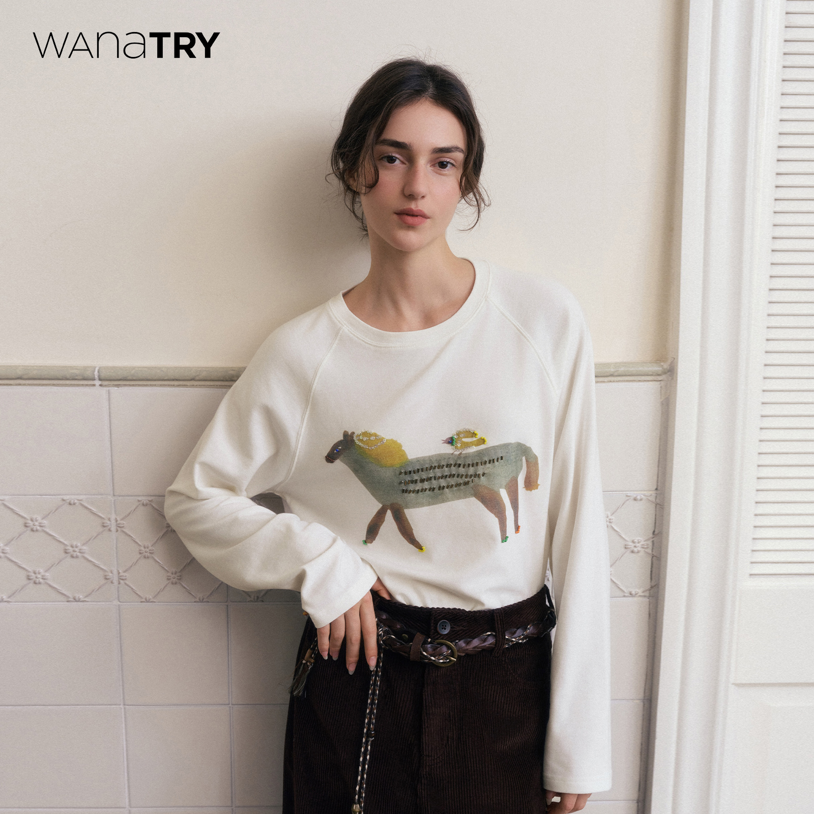 wanatry小马钉珠插肩亲肤长袖女