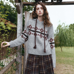 灰色时髦休闲上衣女 新品 wana try羊驼毛费尔岛提花连帽毛衣25冬季