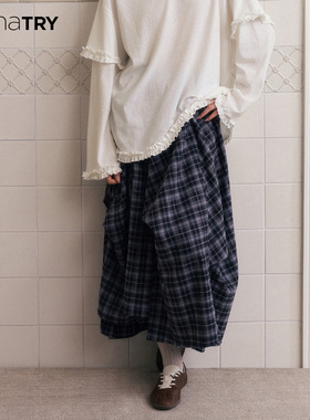 wana try不规则结构格纹中长裙2025秋冬新品深灰色韩系百搭半裙女