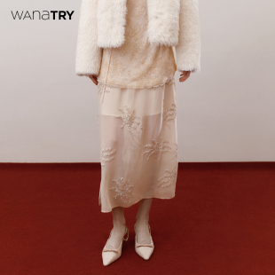 杏色休闲半裙女 新品 wana try珠片刺绣花清透感侧开叉直筒裙25冬季