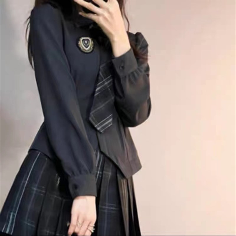 JK制服收腰衬衫女纯欲泡泡袖设计感长袖衬衣两件套装学院风百褶裙