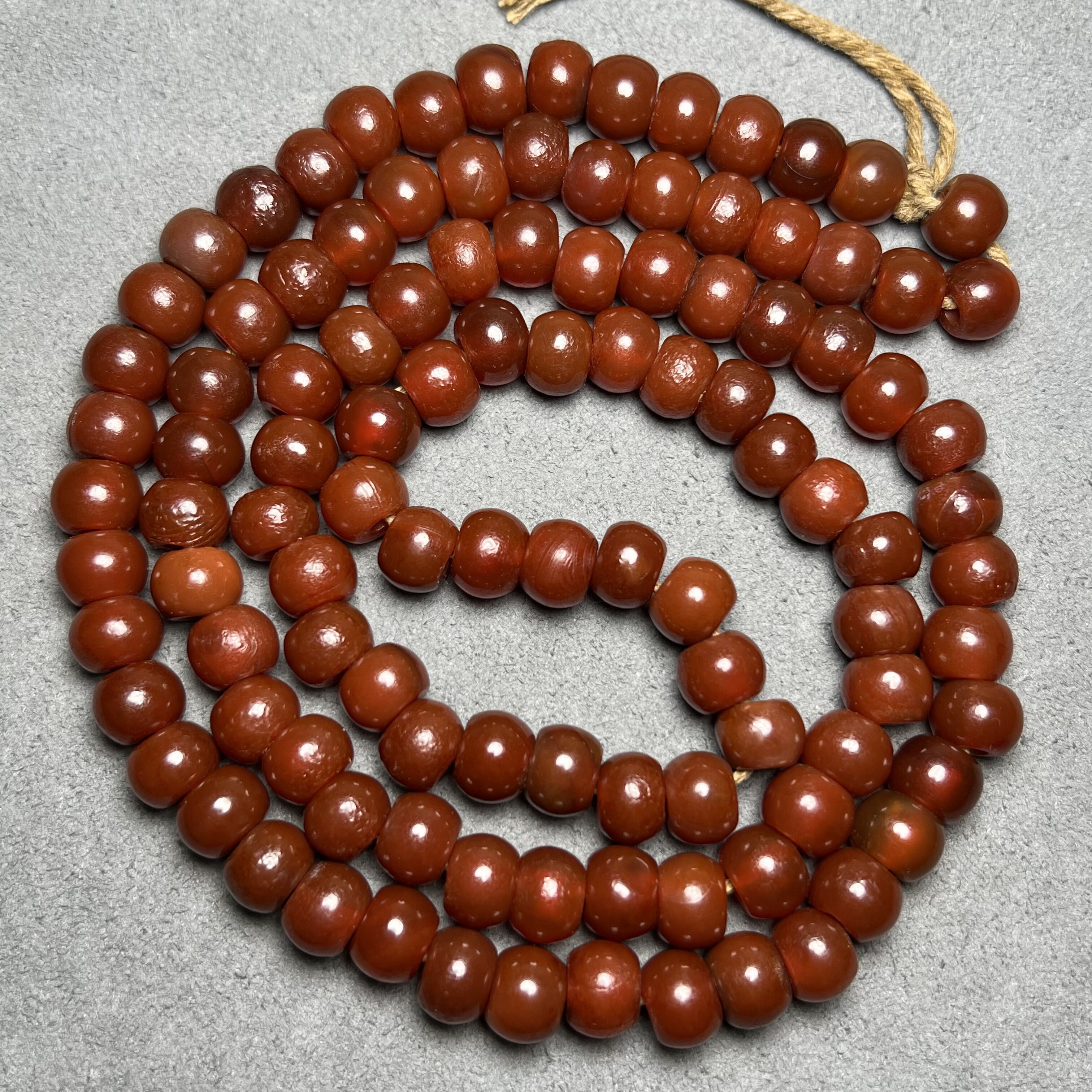 酒红老玛瑙橘皮纹大孔亚光老型算盘珠玛瑙108项链男女款圆珠配饰