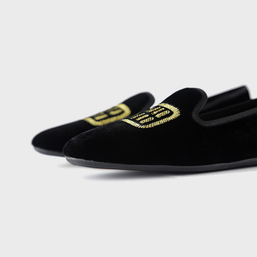 Aertomzmd Women's shoes 24c年单鞋天鹅绒刺绣平底女丝绒乐福鞋