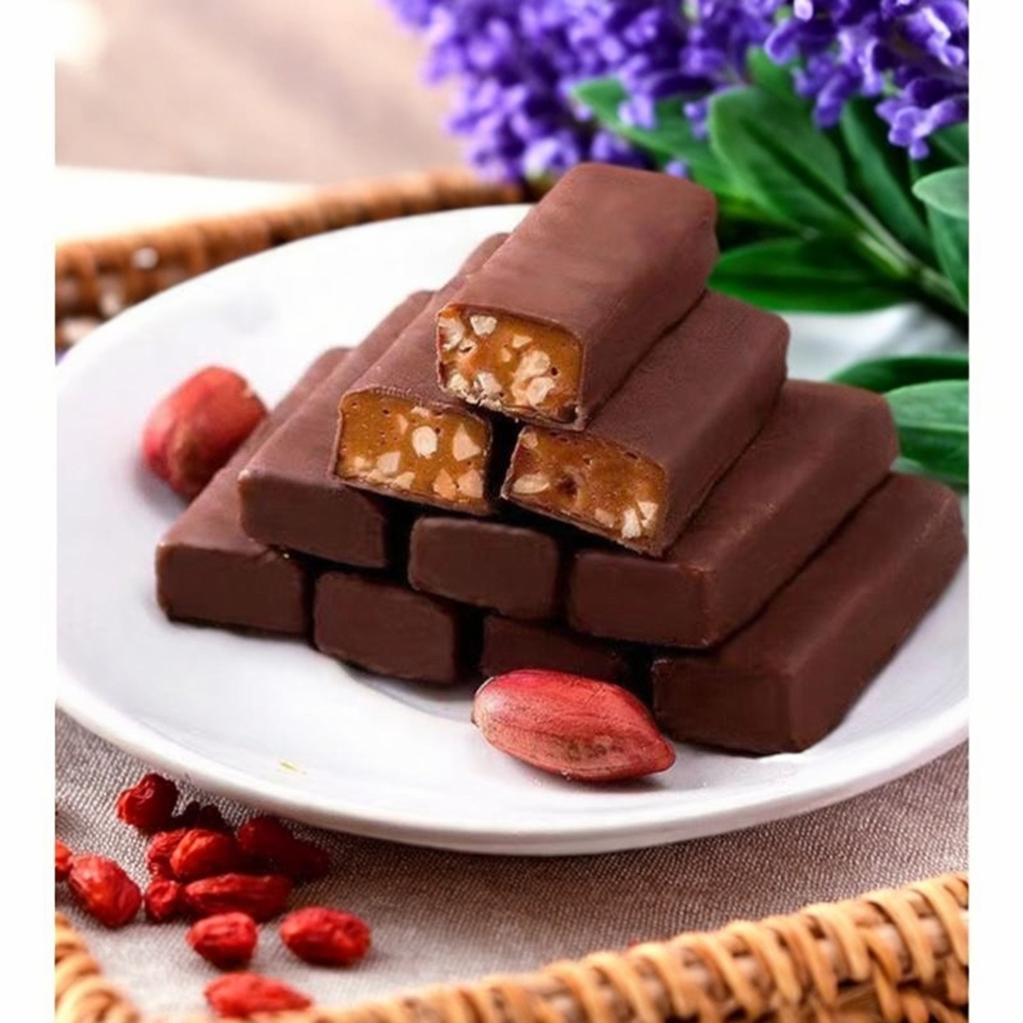 紫皮糖散装国产紫皮糖俄罗斯风味果仁夹心巧克力喜糖正品糖果