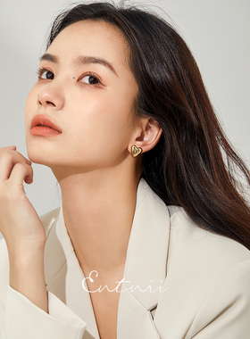 Entnii 博主fever同款立体桃心耳钉韩国气质简约日常通勤爱心耳环