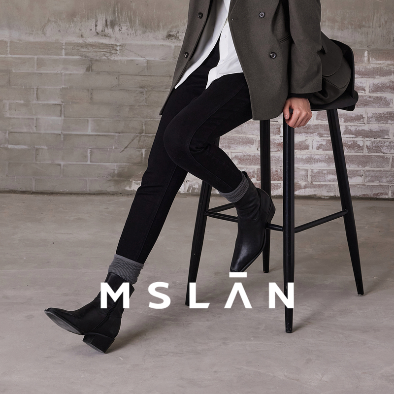 高弹黑色显瘦小脚裤MSLAN
