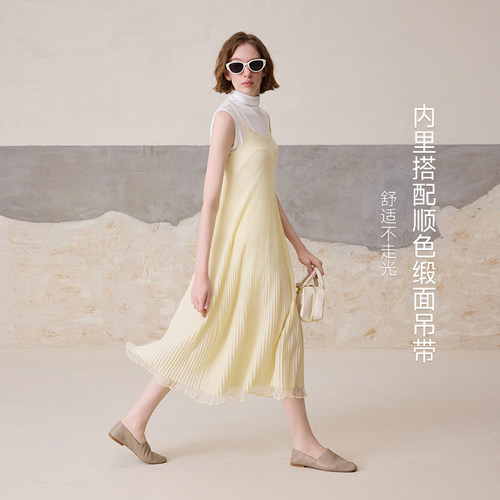 可露丽/MSLAN流苏系带露背连衣裙