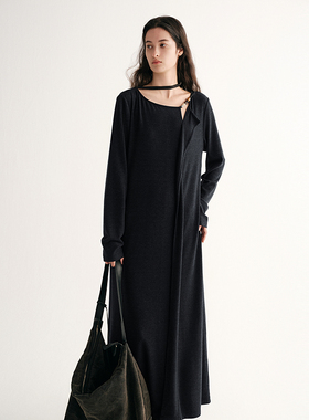 MSLAN解构小黑裙 个性串珠船领直身裙慵懒垂坠通勤连衣裙