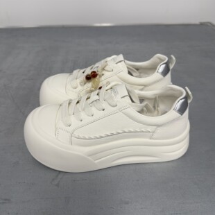 NDU厚底面包鞋女2026新款春季系带小白鞋百搭休闲运动板鞋