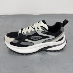 男休闲鞋2026新款复古跑鞋百搭软底黑灰运动鞋男鞋子