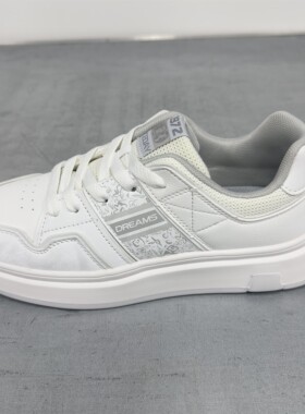 男鞋2026新款小白鞋男冬春季板鞋男款男生鞋子男士休闲白鞋