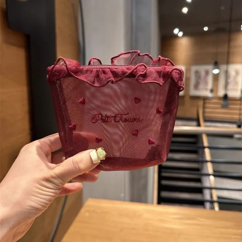 petit trouver网纱爱心刺绣花边手提化妆包可爱纸巾包补妆收纳包