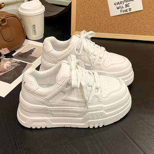 增高6.5CM软皮厚底小白鞋女2025秋冬新款百搭板鞋防滑休闲运动鞋