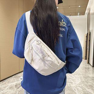 运动斜挎骑行胸包女2025新款 潮牌手机包 腰包女式 潮小众单肩包男款