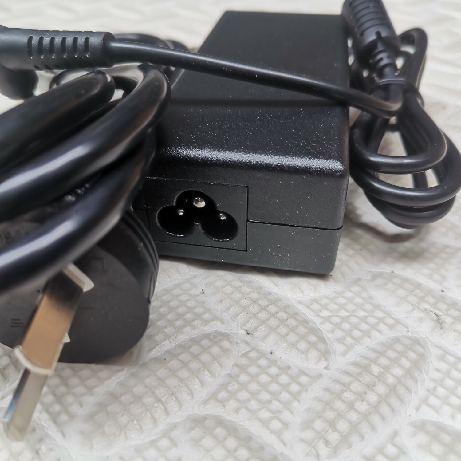 华硕LCD液晶显示器电源适配器MS246H MS202D ML239H充电器19V2.1A
