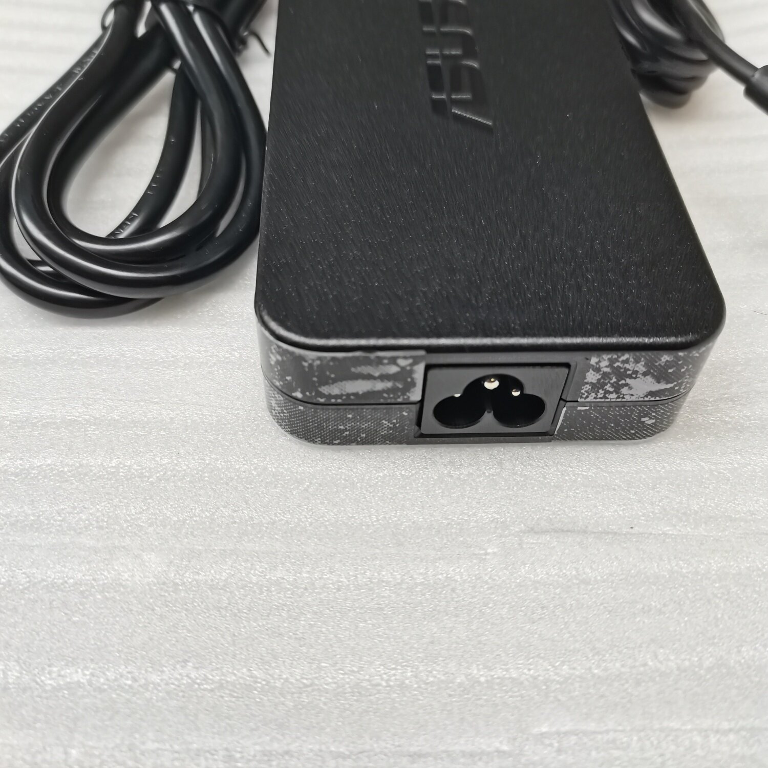 华硕玩家国度G60V UX501VW 电脑电源适配器19V 6.32A充电器