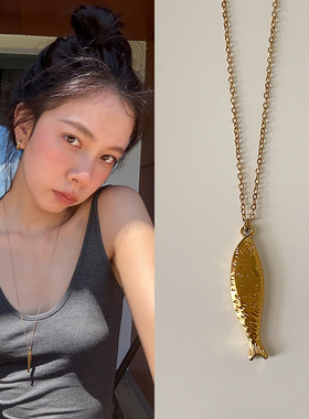 金色小鱼吊坠项链复古小众轻奢