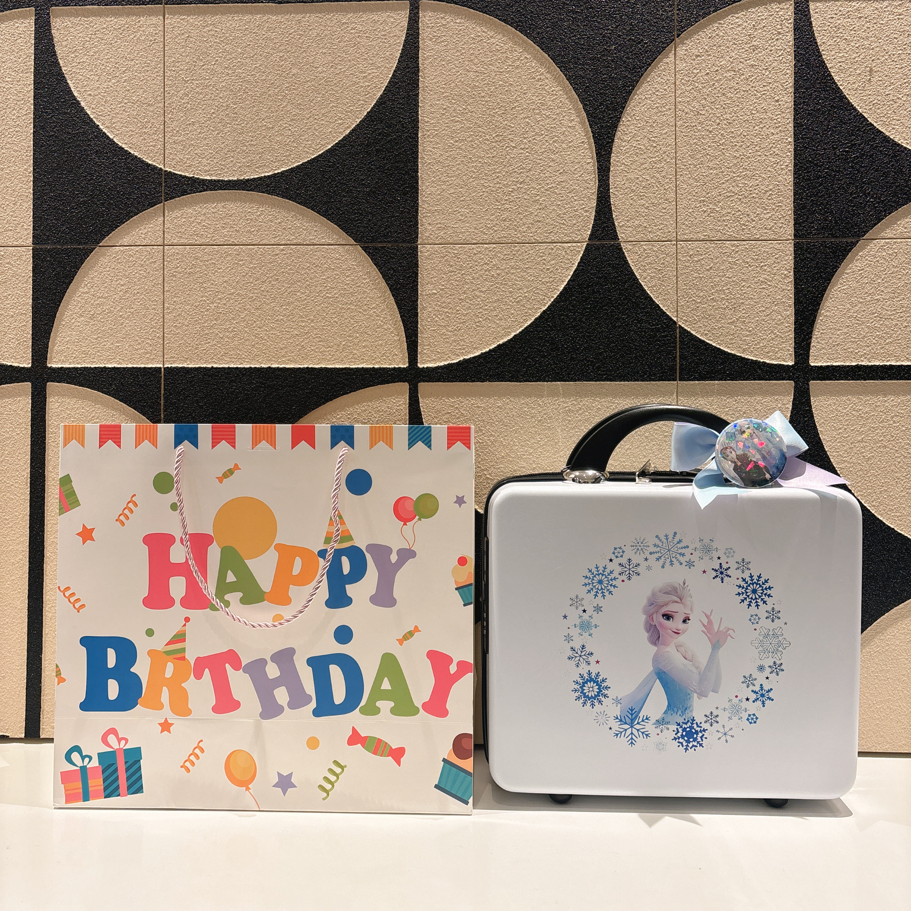 冰雪奇缘艾莎公主儿童生日伴手礼十岁生日礼品儿童节礼品开学礼品