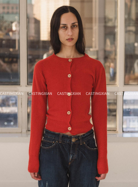 CASTING无隅｜Baserange 红色再生羊绒系扣针织开衫