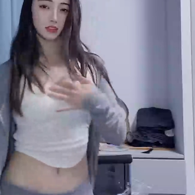 长款吊带冰丝显高显瘦瑜伽外穿自由切换通勤秒变氛围女神