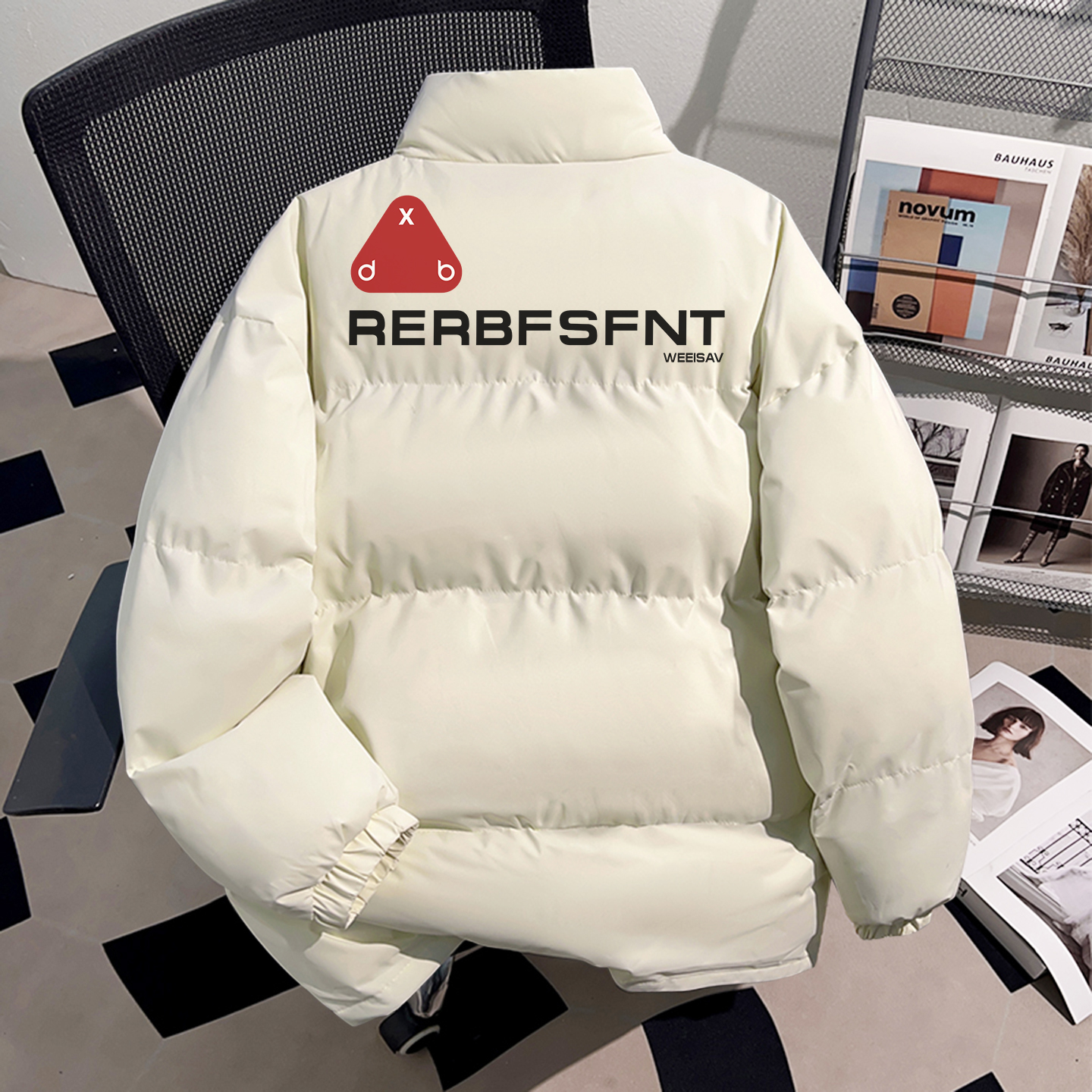 真维斯冬季保暖轻薄白鸭绒羽绒服