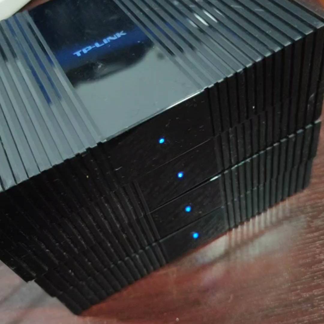 TP一LlNK,8口千兆交换机议价 也可为维修!!